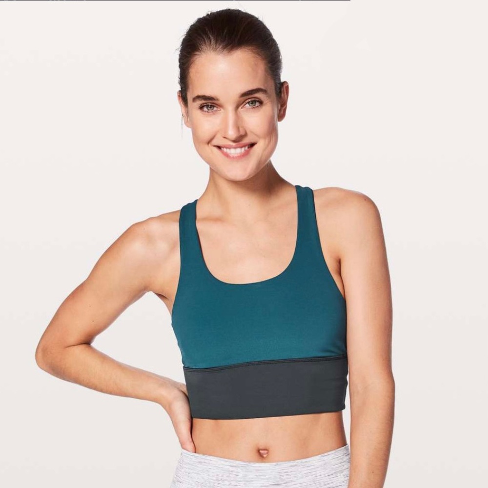 Lululemon Invigorate Bra Long Line Sz 4